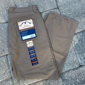 Men's Tan Cargo Pants Blue Mountain